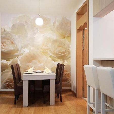 Apartman Kej Free Parking Kraljevo Exteriör bild