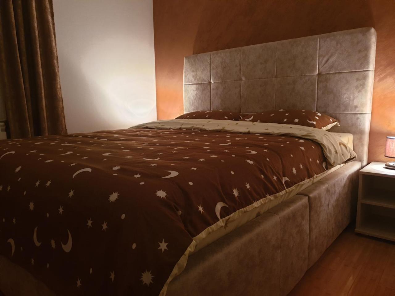 Apartman Kej Free Parking Kraljevo Exteriör bild
